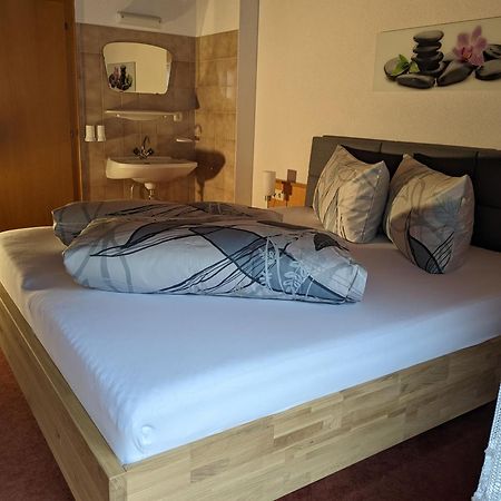 Apartbabsi Kappl  Luaran gambar